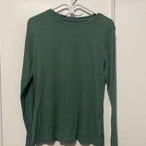 Universal Thread Green Long Sleeve Stripe Thermal - ASO Max Stranger Things S4